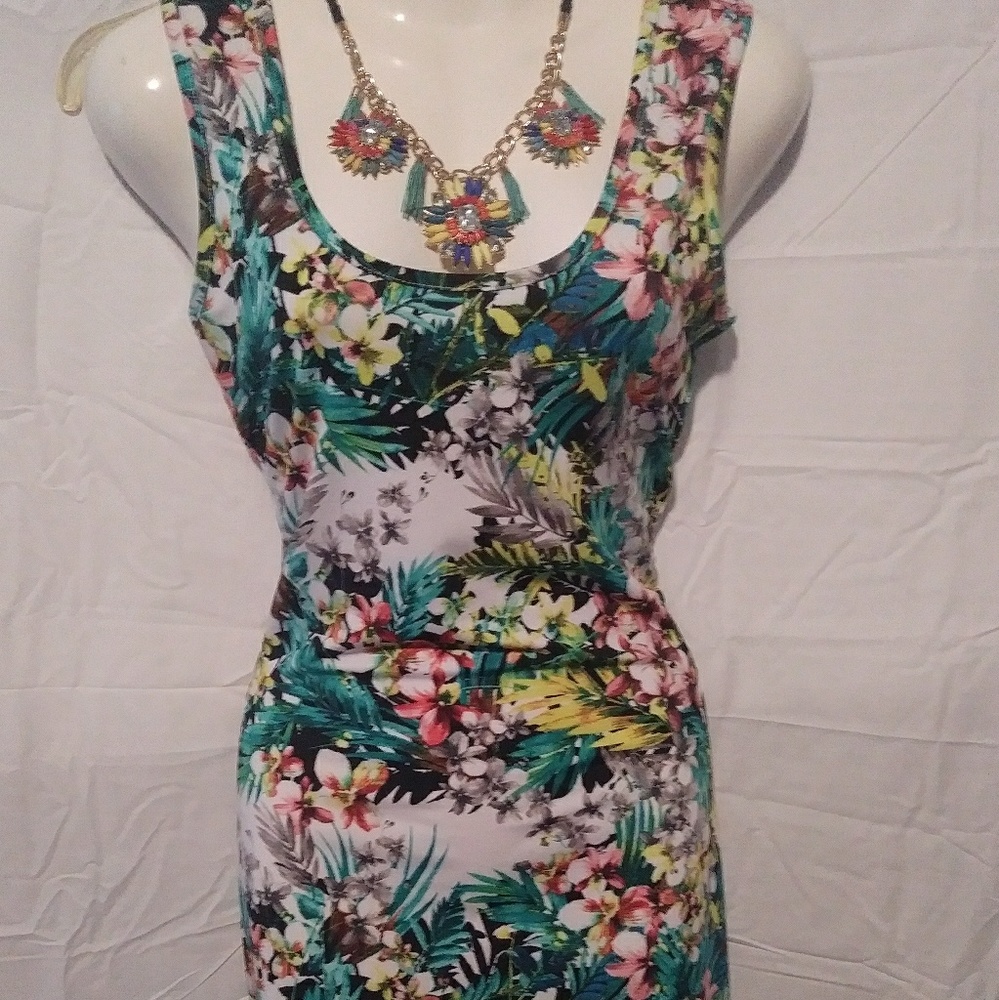 Nicki Minaj body con dress